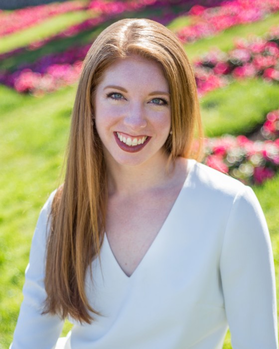 Catherine Turner Headshot